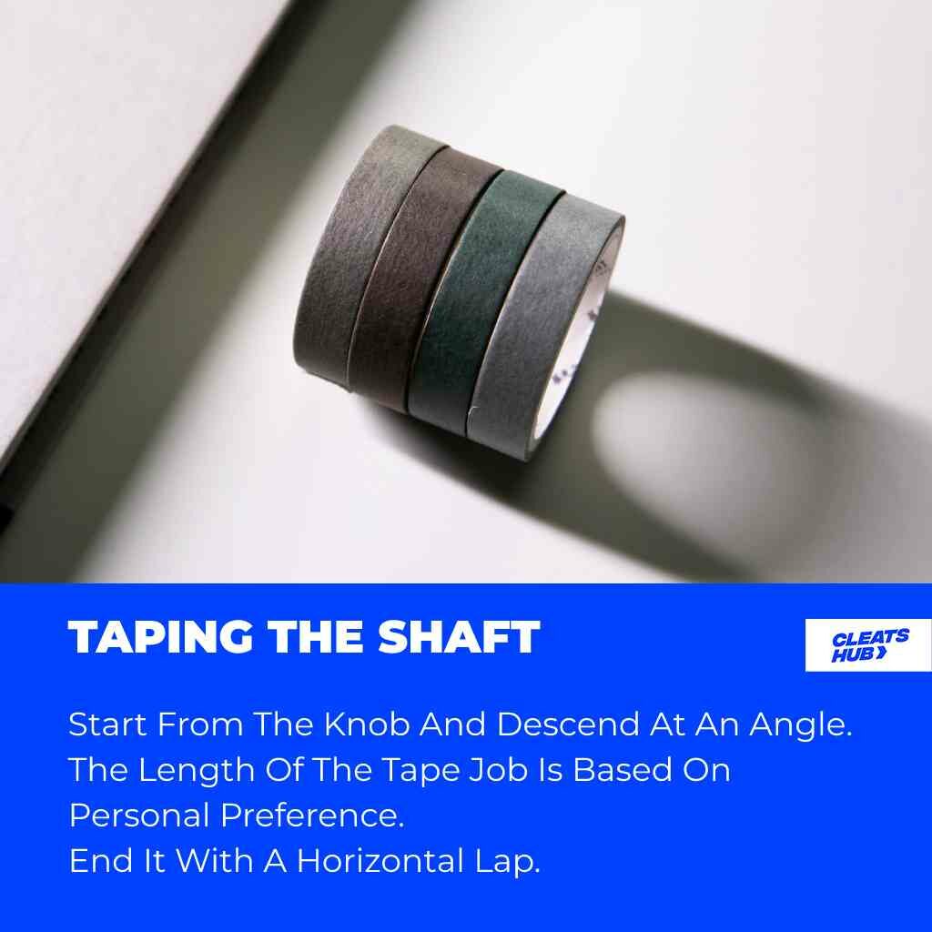 Taping the shaft of an hockey stick